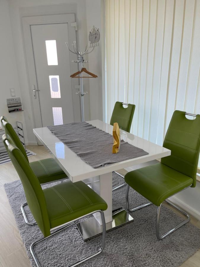 Near Holstentor Modern Apartment Near The Center With Wifi Lübeck Exteriör bild