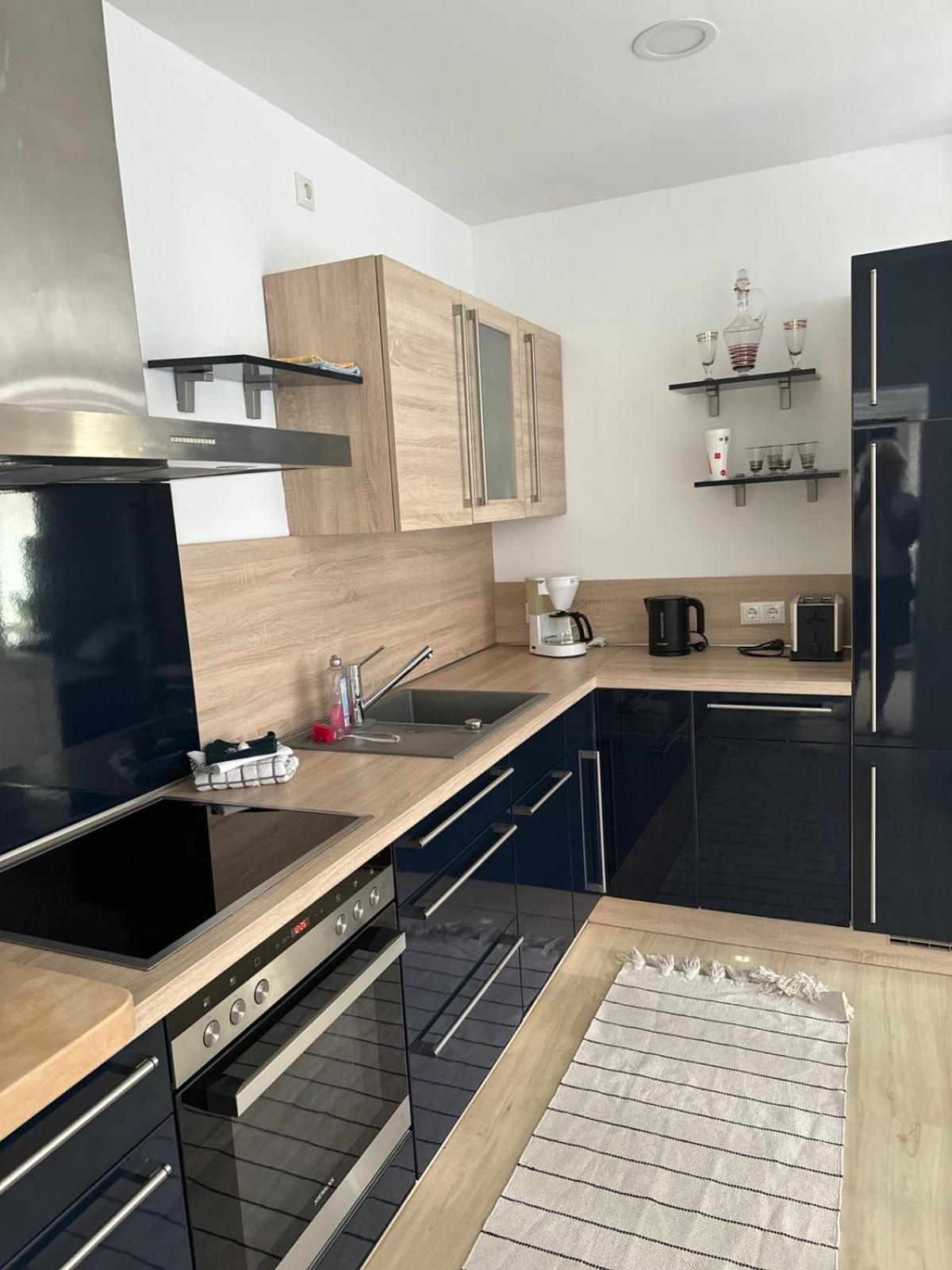 Near Holstentor Modern Apartment Near The Center With Wifi Lübeck Exteriör bild